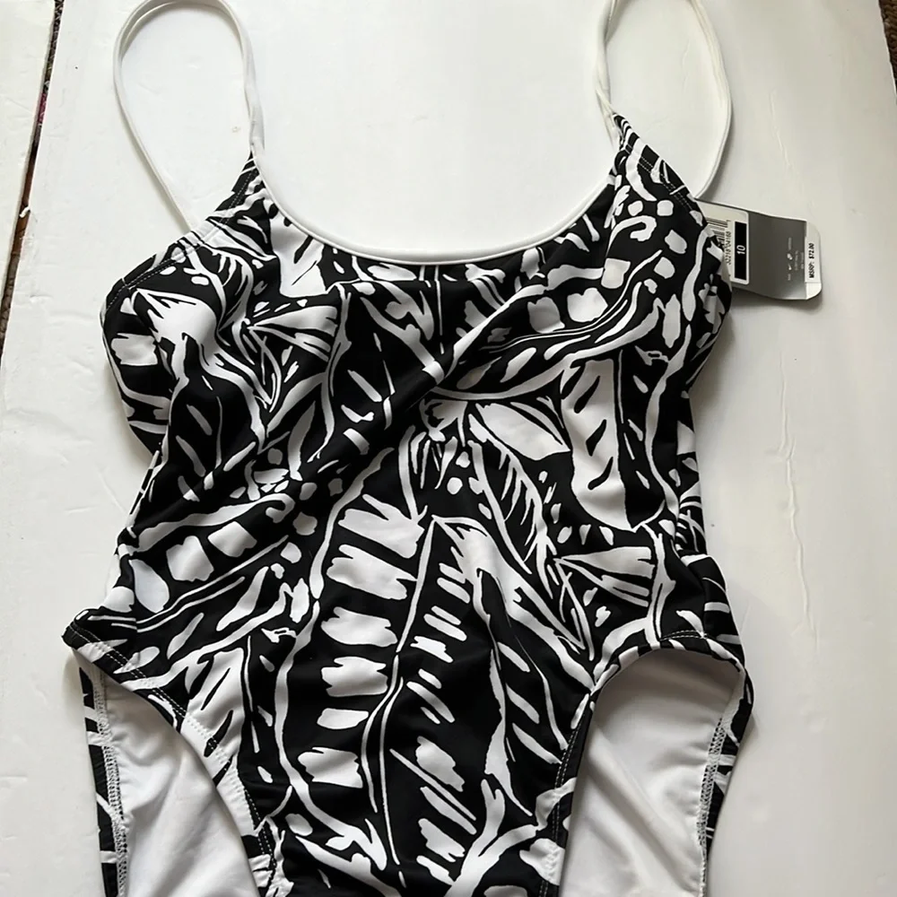 Nike here polyester